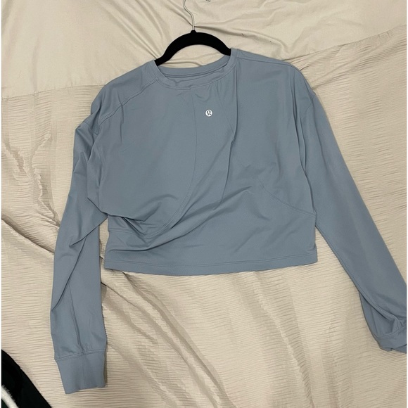 Lululemon shirt - Picture 2 of 2